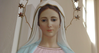 Vicka. La voce della Madonna è come una melodia, con Lei il tempo non esiste.